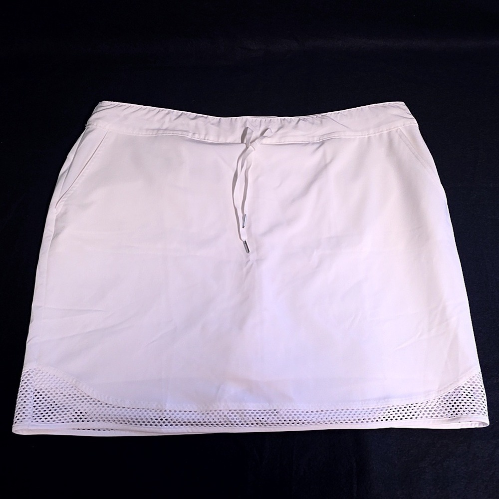 Chicos Zenergy Skort Womens 3 US 16 White Mesh Trim Active Golf Tennis Summer